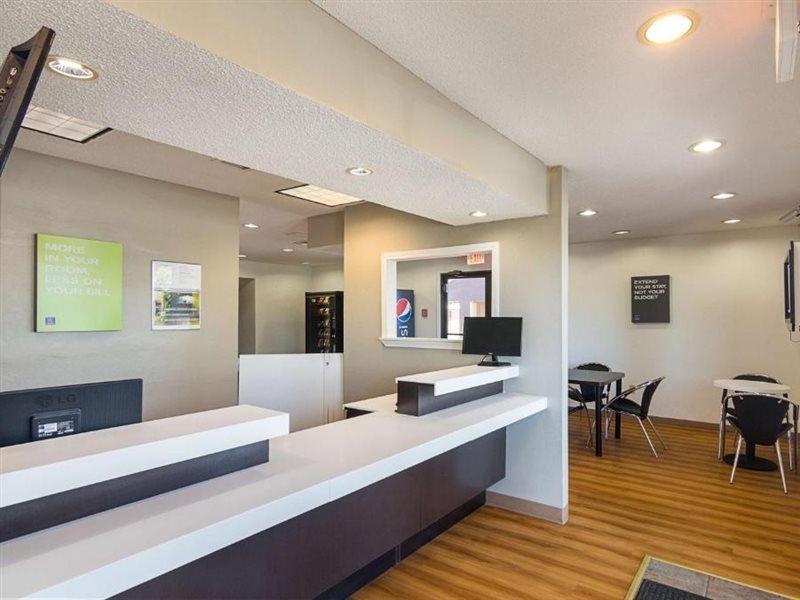 Studio Inn Extended Stay Oklahoma City Airport By Oyo Kültér fotó