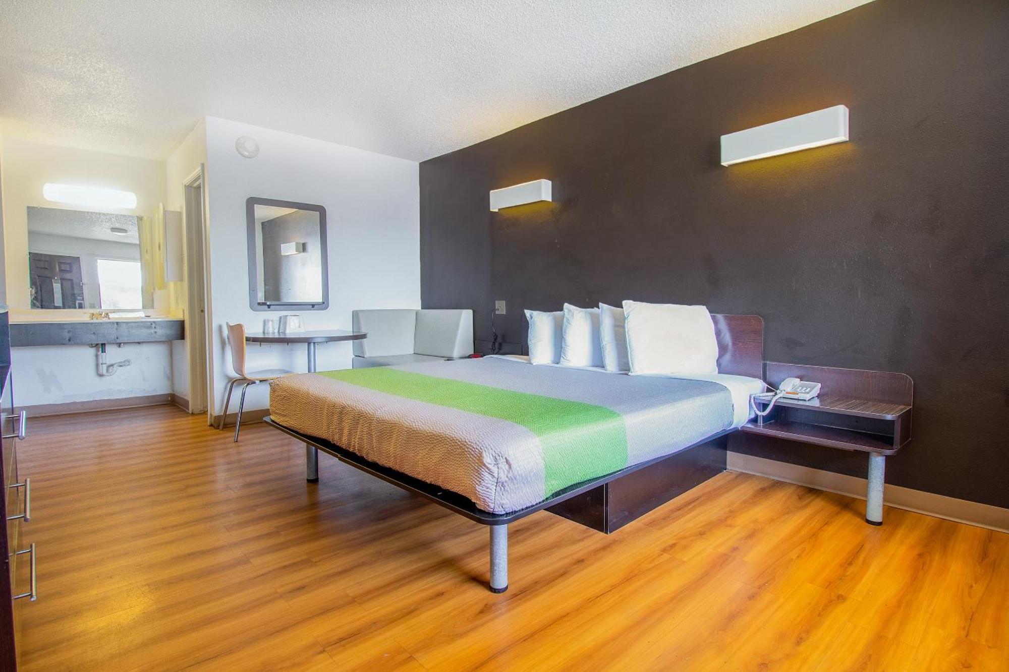 Studio Inn Extended Stay Oklahoma City Airport By Oyo Kültér fotó